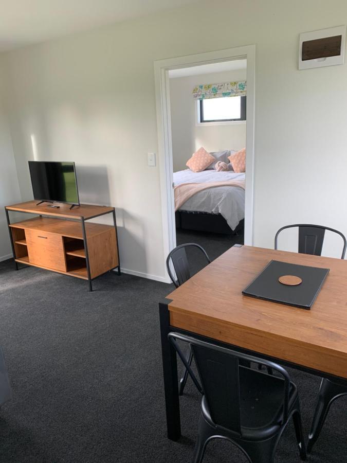 Oxford - Under The Mountains 1-Bedroom Guesthouse Burnt Hill Экстерьер фото